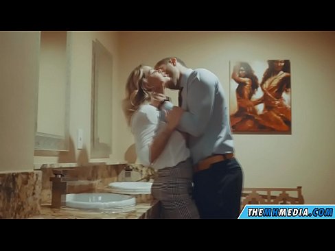 ❤️ Kung ang usa ka busty blonde naghaylo kanimo sa usa ka publiko nga kasilyas ❤️❌ Porn video sa pornograpiya ceb.novoporn.ru ☑